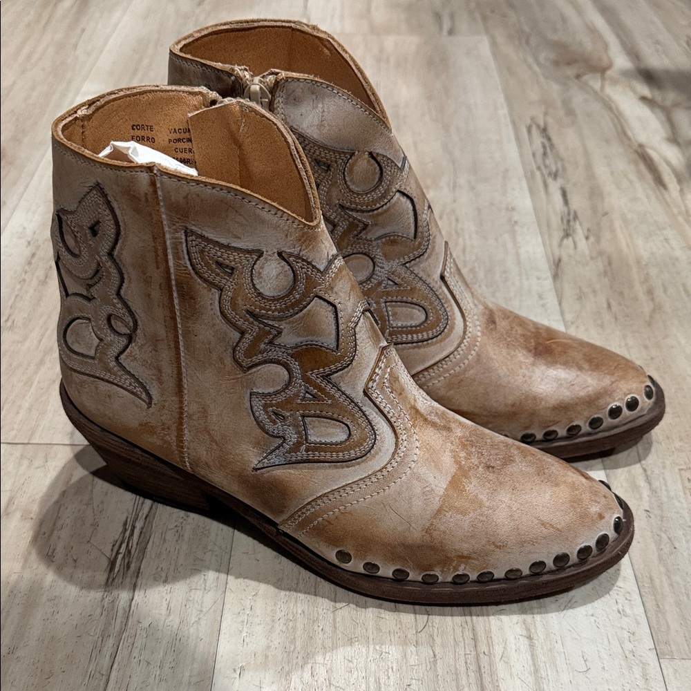Tan Western Ankle Boots